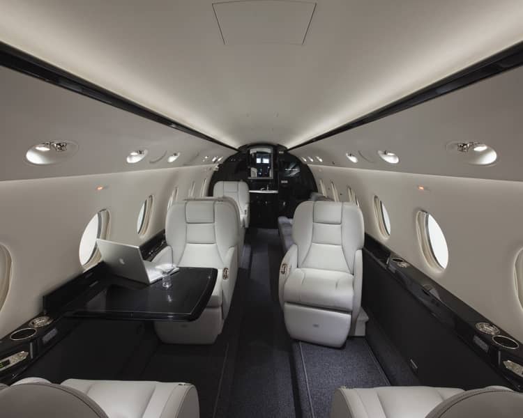 Image of 24 33 175 N525ag Gulfstream G200 Int2