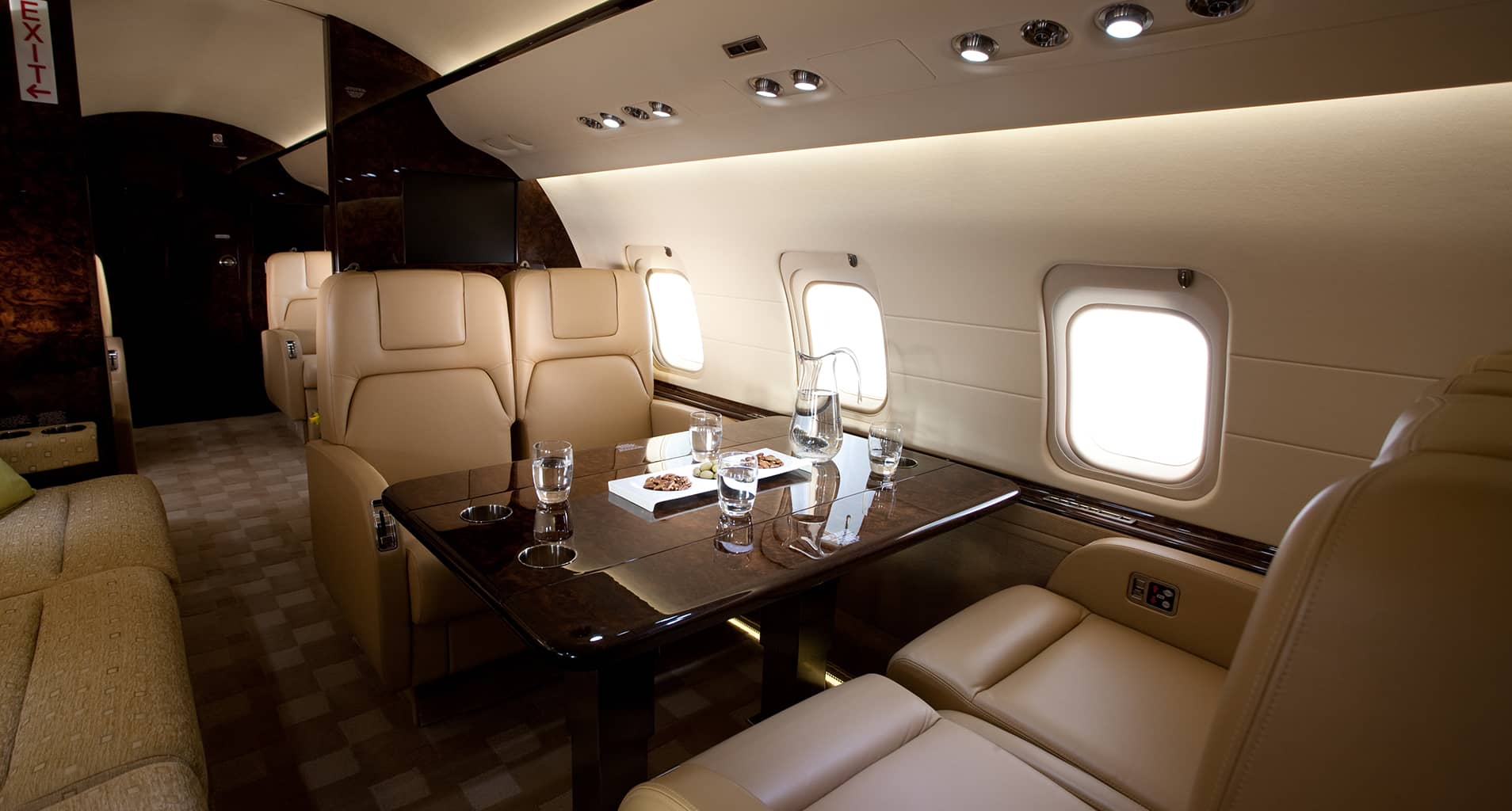 Image of Large Jets Challenger 850
