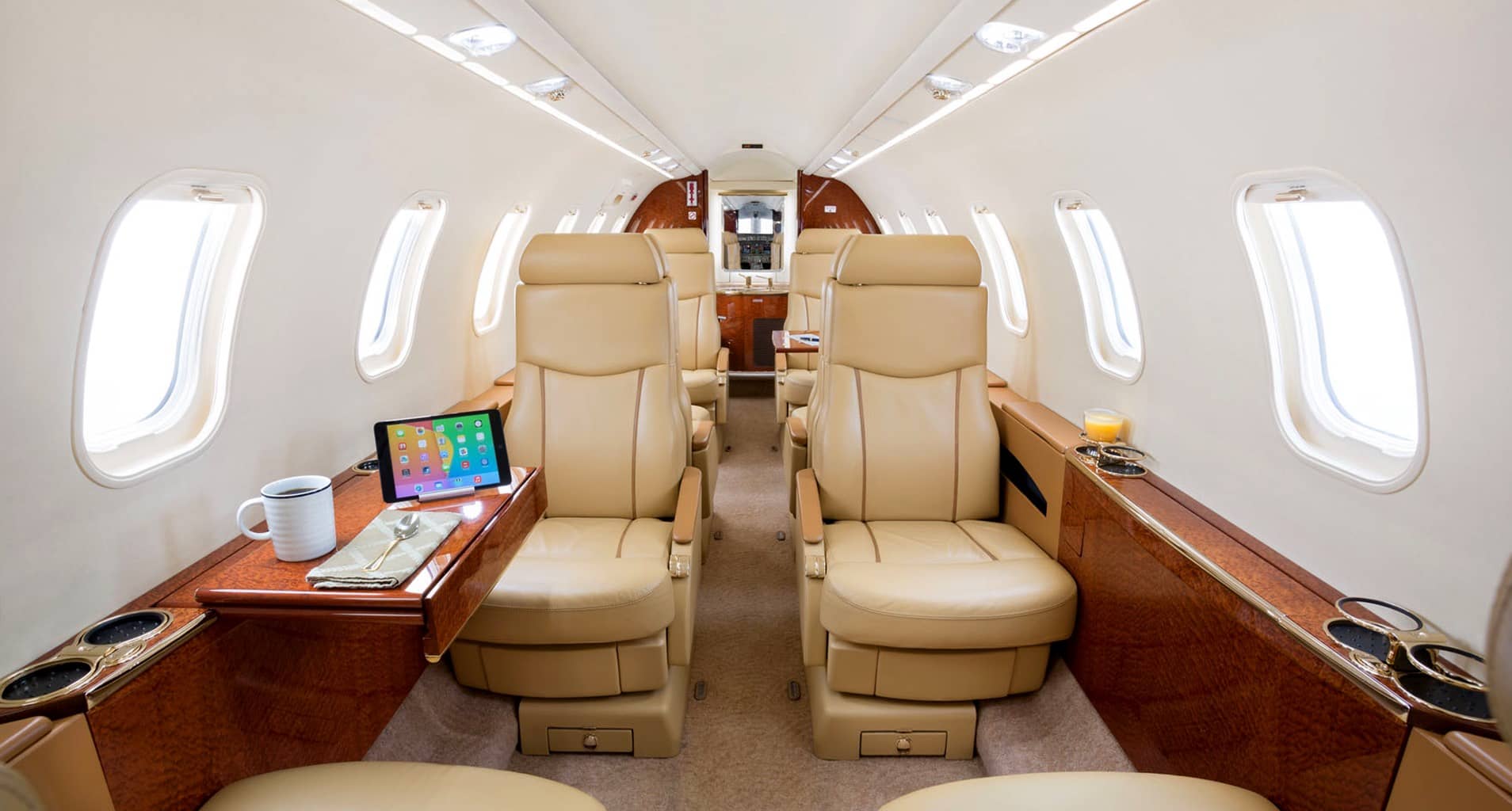Image of Mid Size Jets Learjet45