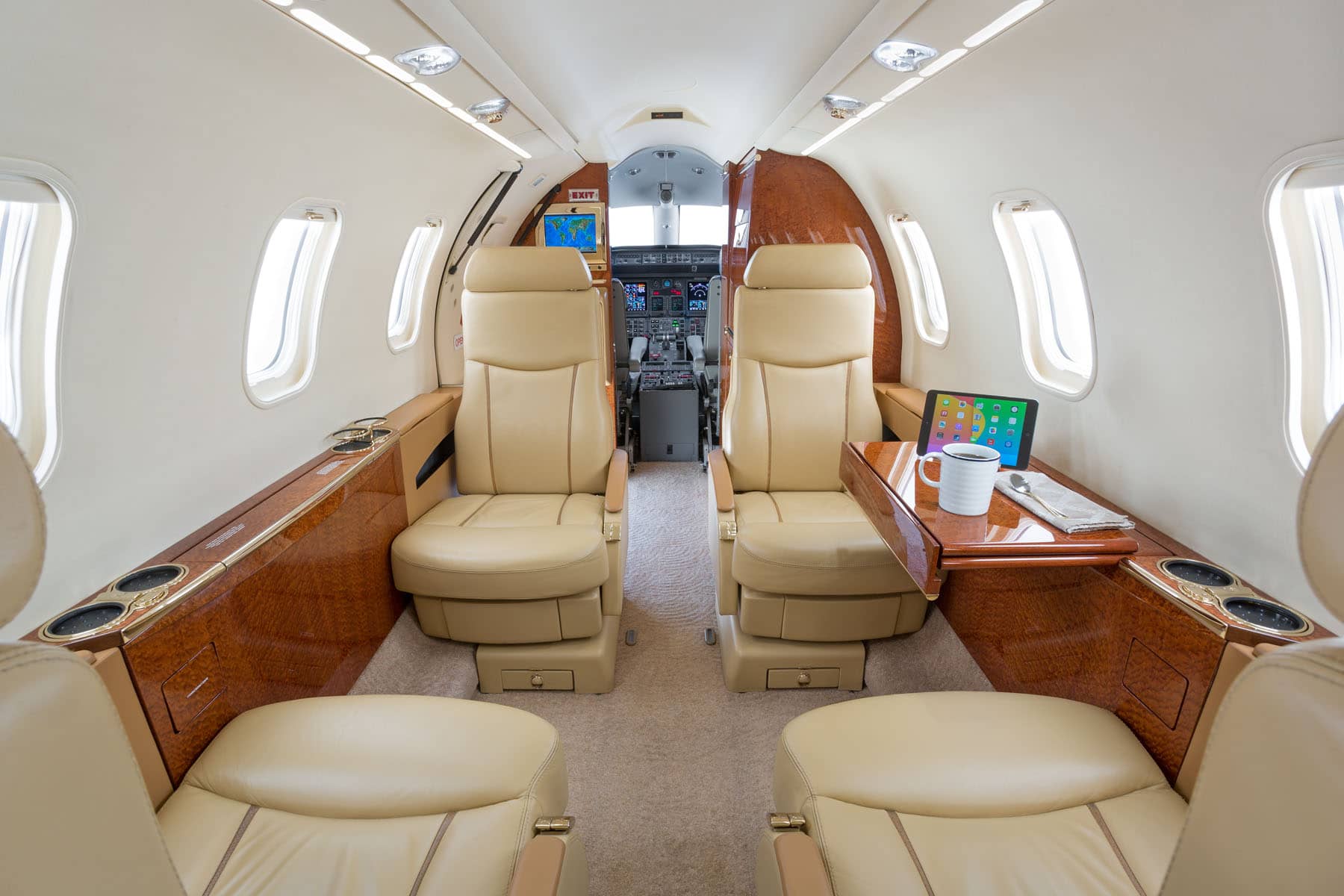 Image of N395BC Interior Forward2