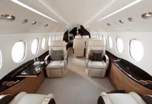 Image of interior-dassault-falcon-8x