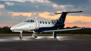 Image of runway-embraer 100e